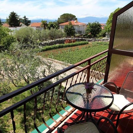 Apartments And Rooms Jelka Malinska Εξωτερικό φωτογραφία