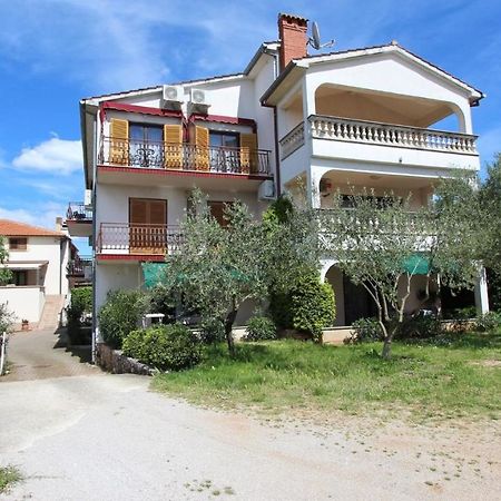 Apartments And Rooms Jelka Malinska Εξωτερικό φωτογραφία