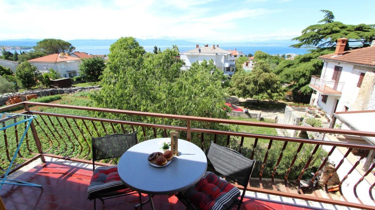 Apartments And Rooms Jelka Malinska Εξωτερικό φωτογραφία